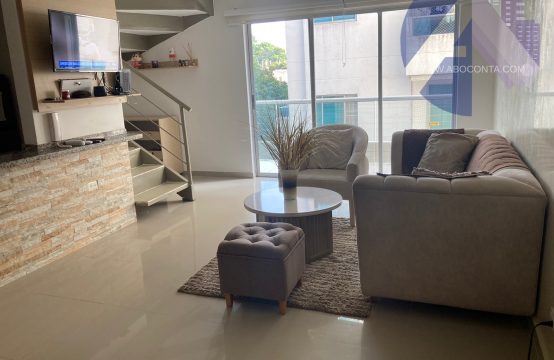 Se Vende apartamento de tres niveles, barrio Alto Bosque en Cartagena.