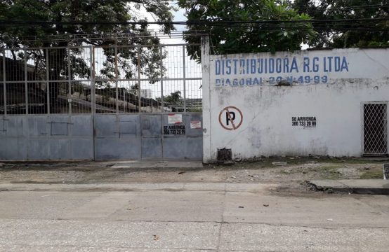 Se arrienda bodega con cuartos fríos en bosque