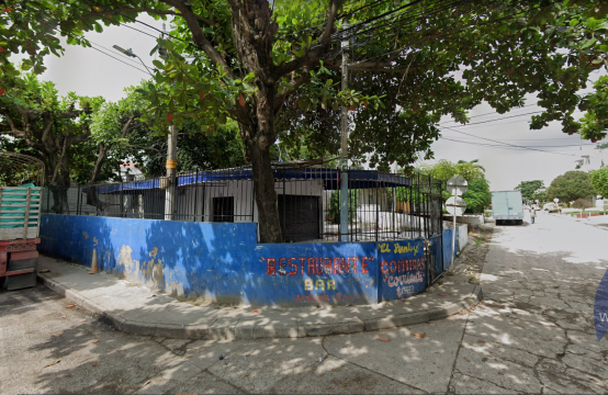 Se  vende este local en el barrio el bosque Cartagena.